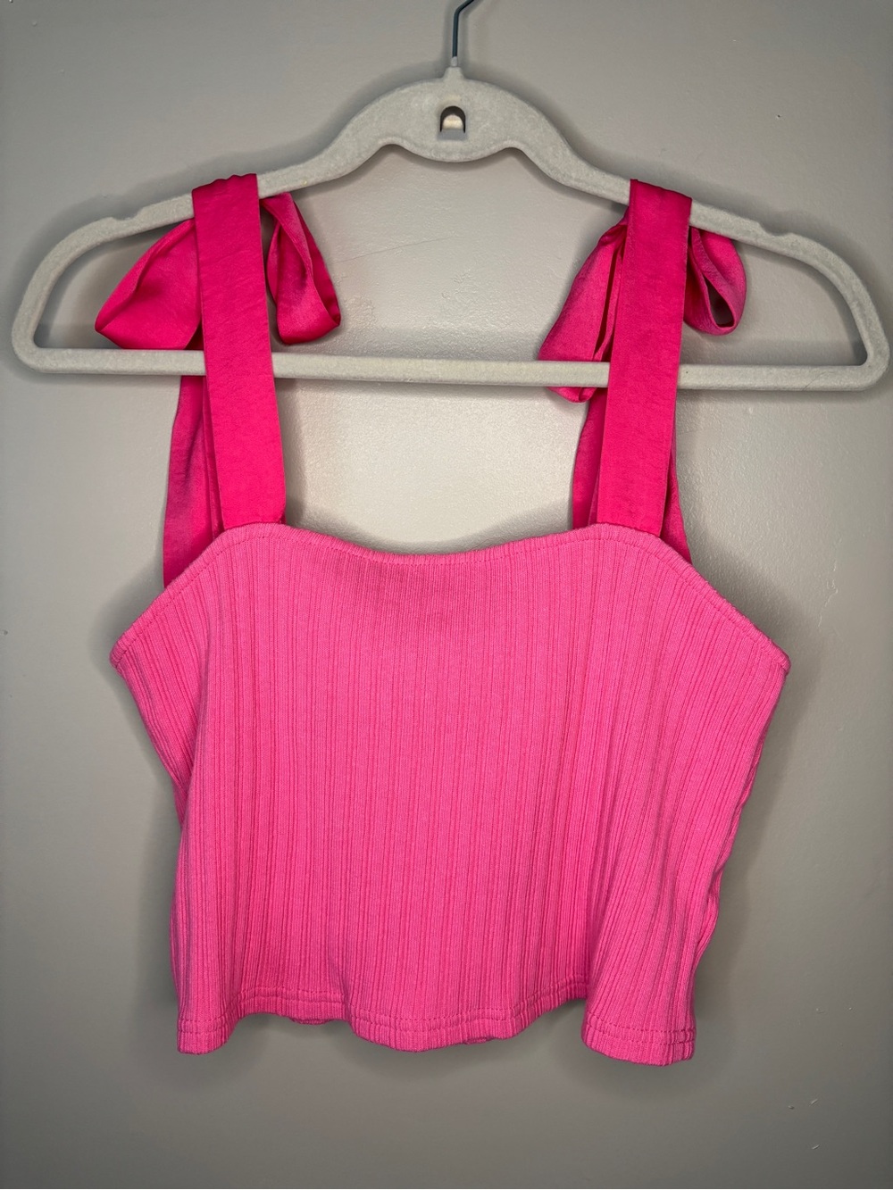 Sadie & Sage Hot Pink Ribbed Tie-Shoulder Crop Tank